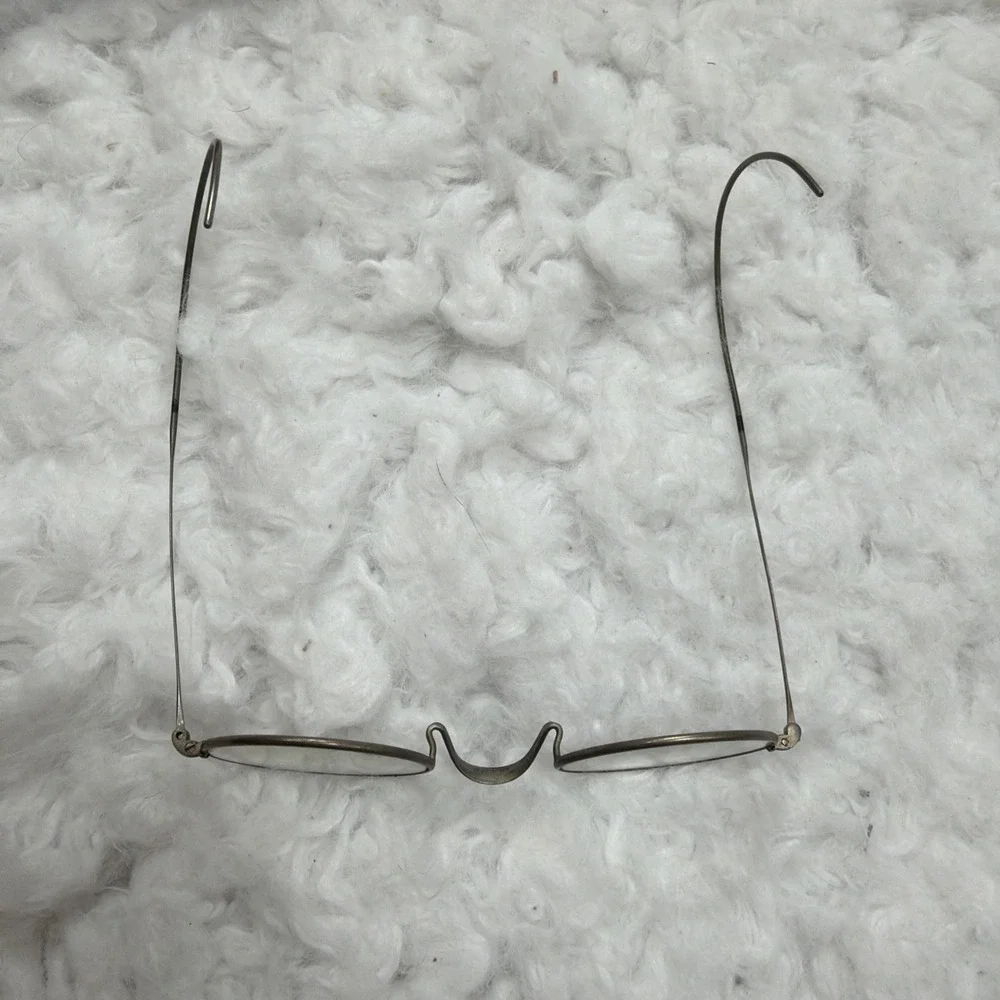 Antique Glasses Wire Silver Wire Rim Round Early 1900's Vintage Optical Wig Case